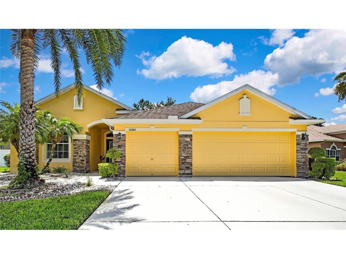 11204 Biddeford Place New Port Richey FL 34654 - WEST MOON LAKE W7876728 image1