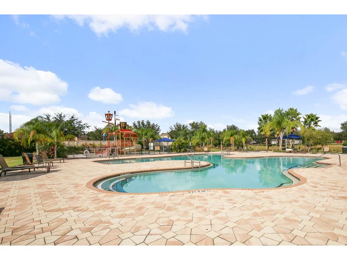 11204 Coventry Grove Circle Lithia FL 33547 TB8488331 image40