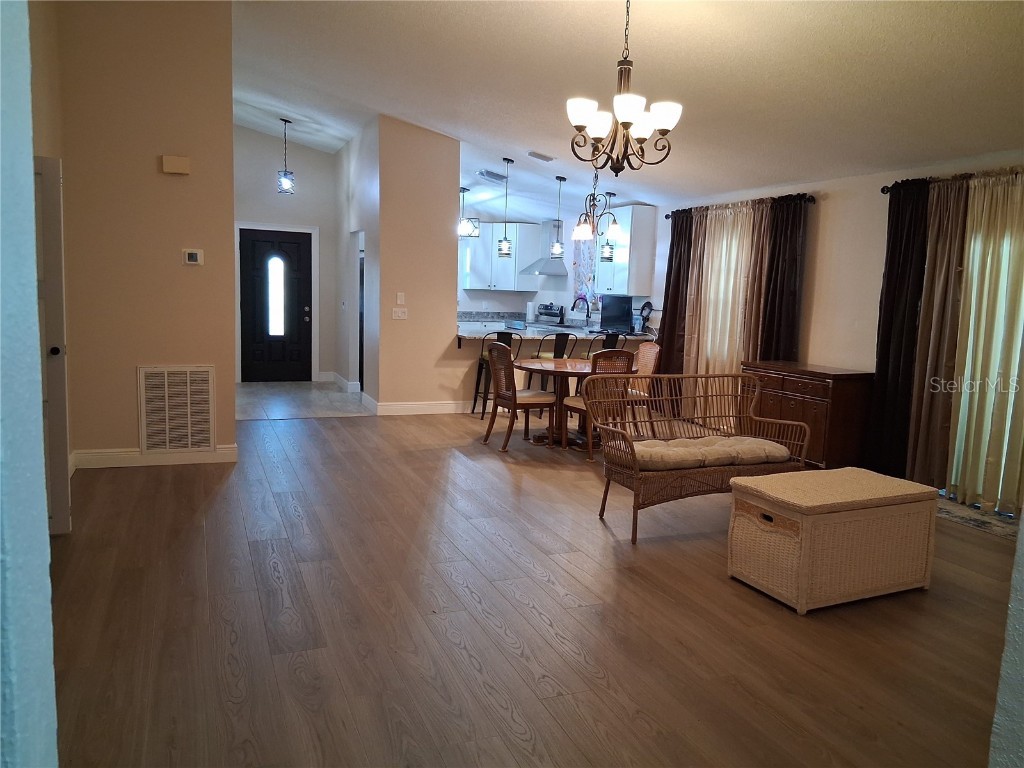 11204 Elmfield Drive Tampa FL 33625 W7879728 image3