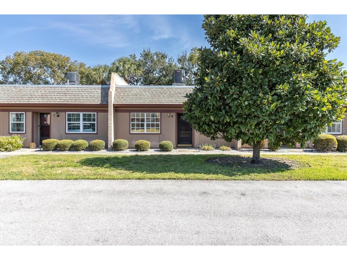 11204 Pembridge Court #4 Port Richey FL 34668 W7879974 image32