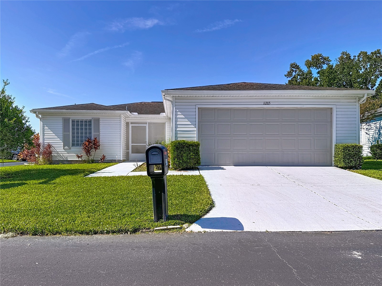 11205 Corey Pavin Lane San Antonio FL 33576 TB8428138 image2