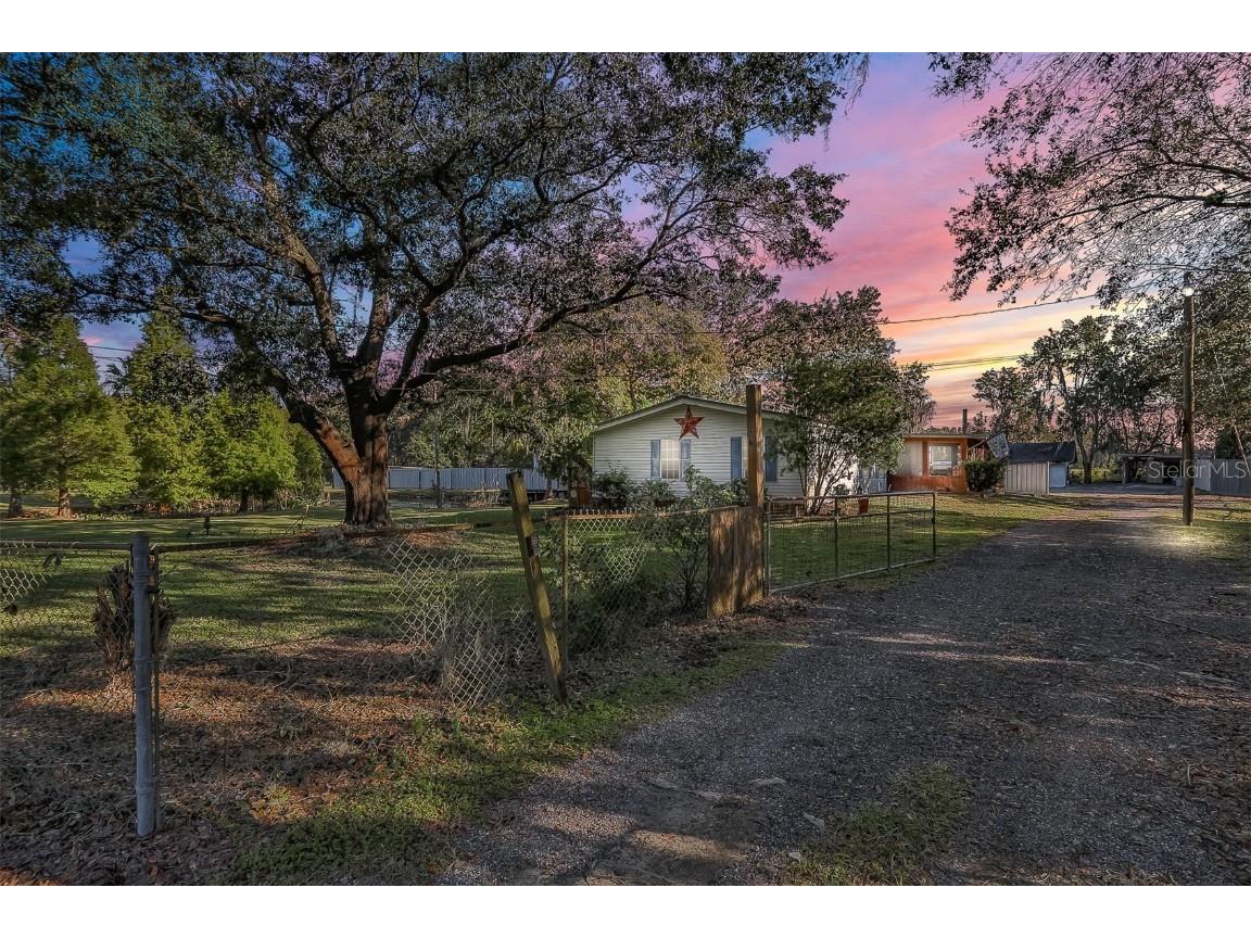 11205 Country Haven Drive Lakeland FL 33809 L4933147 image1