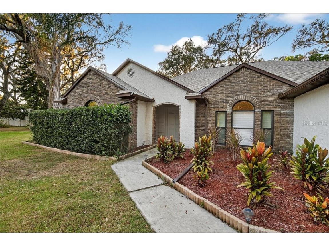 11205 Kerry Hills Court Riverview FL 33569 TB8451928 image2