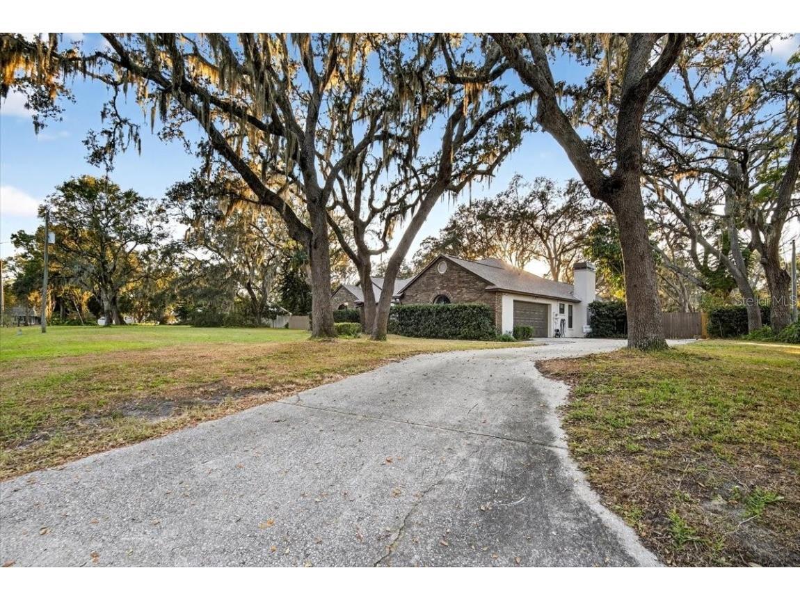 11205 Kerry Hills Court Riverview FL 33569 TB8451928 image4