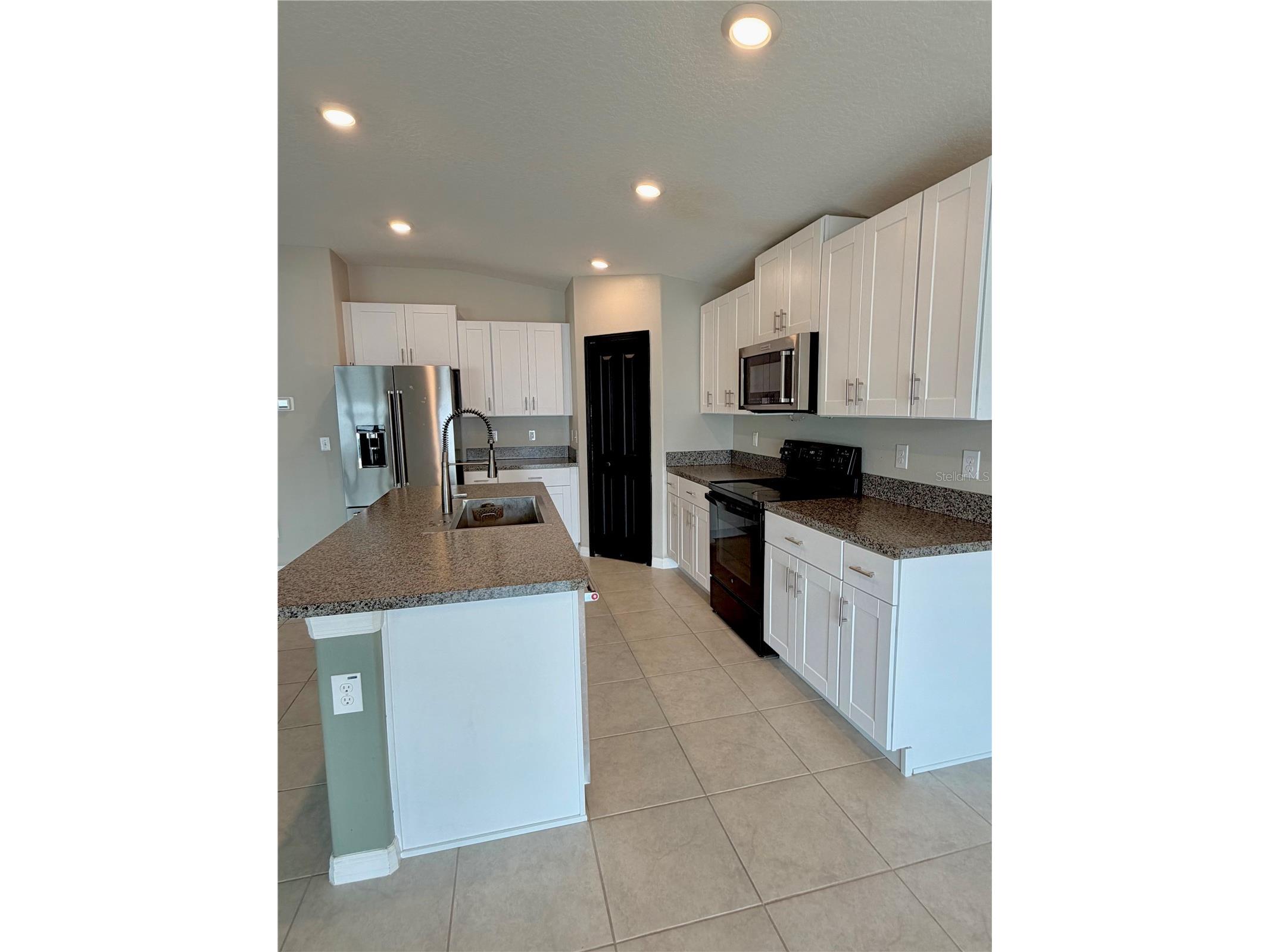 11206 Kelly Green Avenue Wimauma FL 33598 W7883478 image11