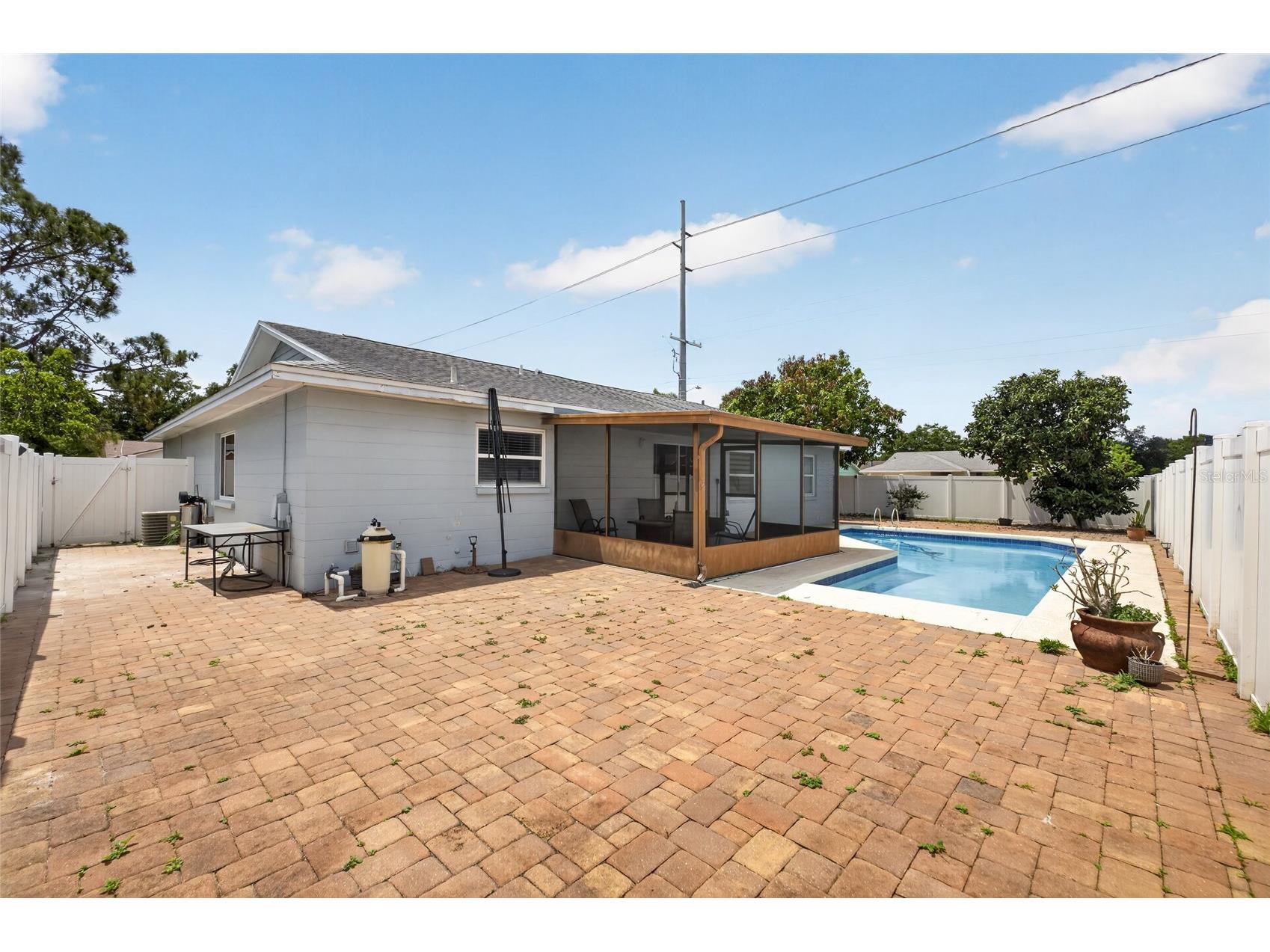 11207 Fireside Drive Tampa FL 33625 TB8506431 image32