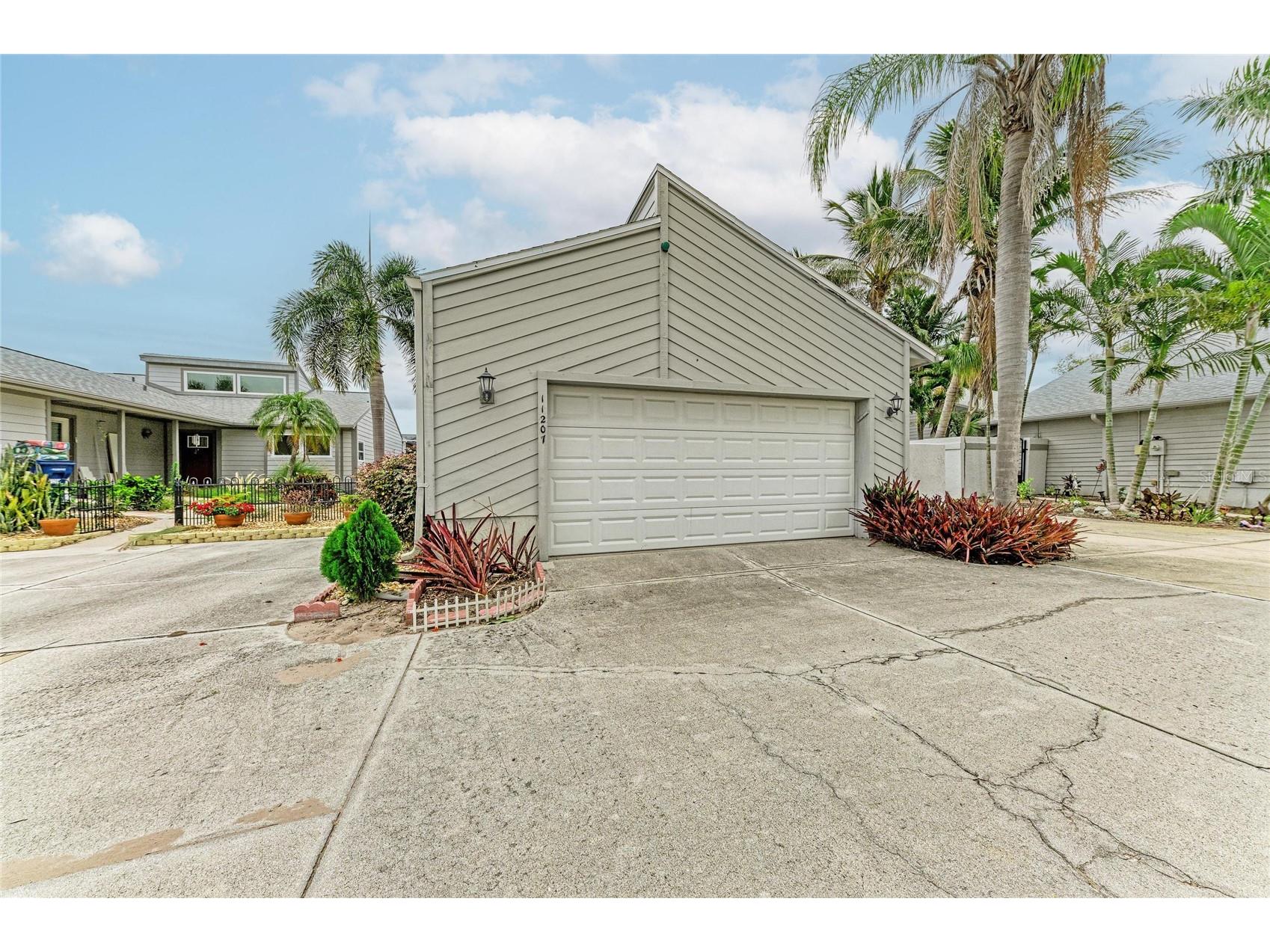 11207 Longwood Ct Bradenton FL 34209 A4696182 image2