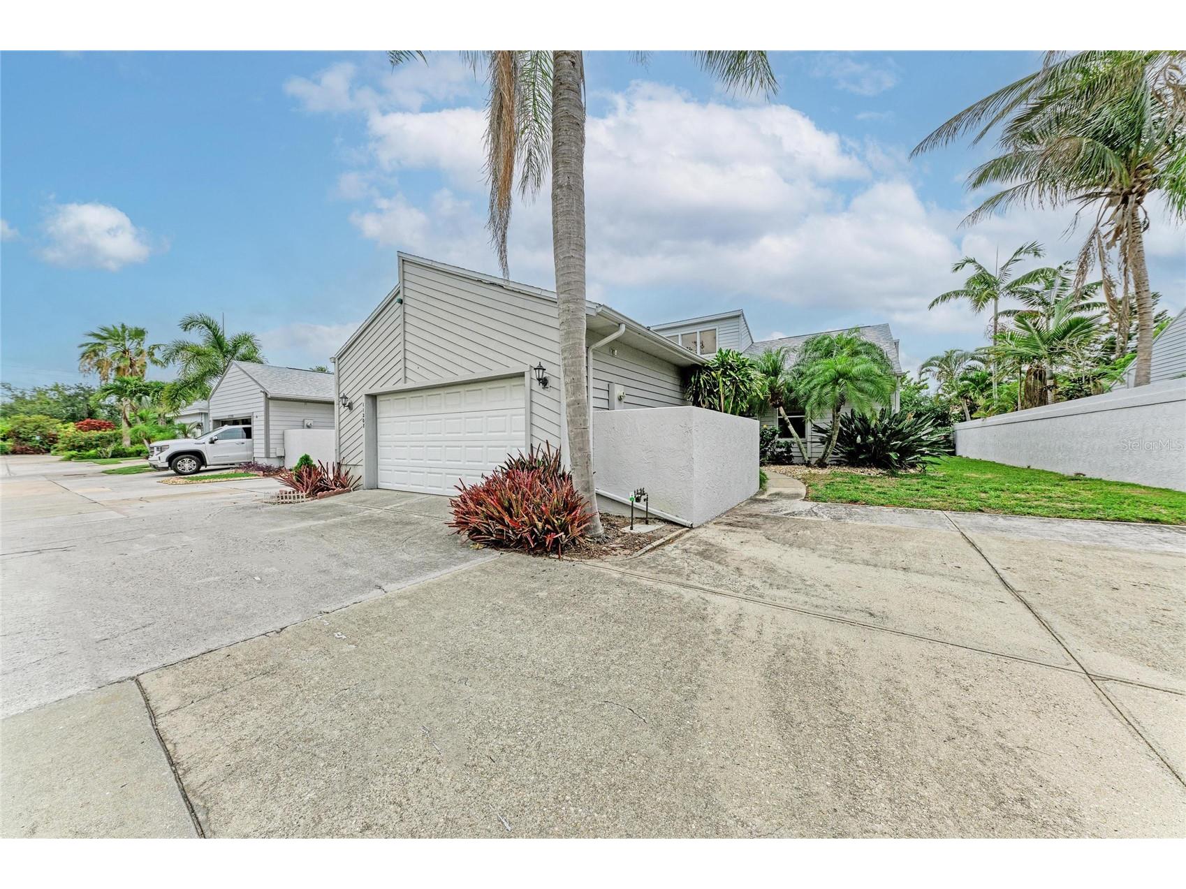 11207 Longwood Ct Bradenton FL 34209 A4696182 image3