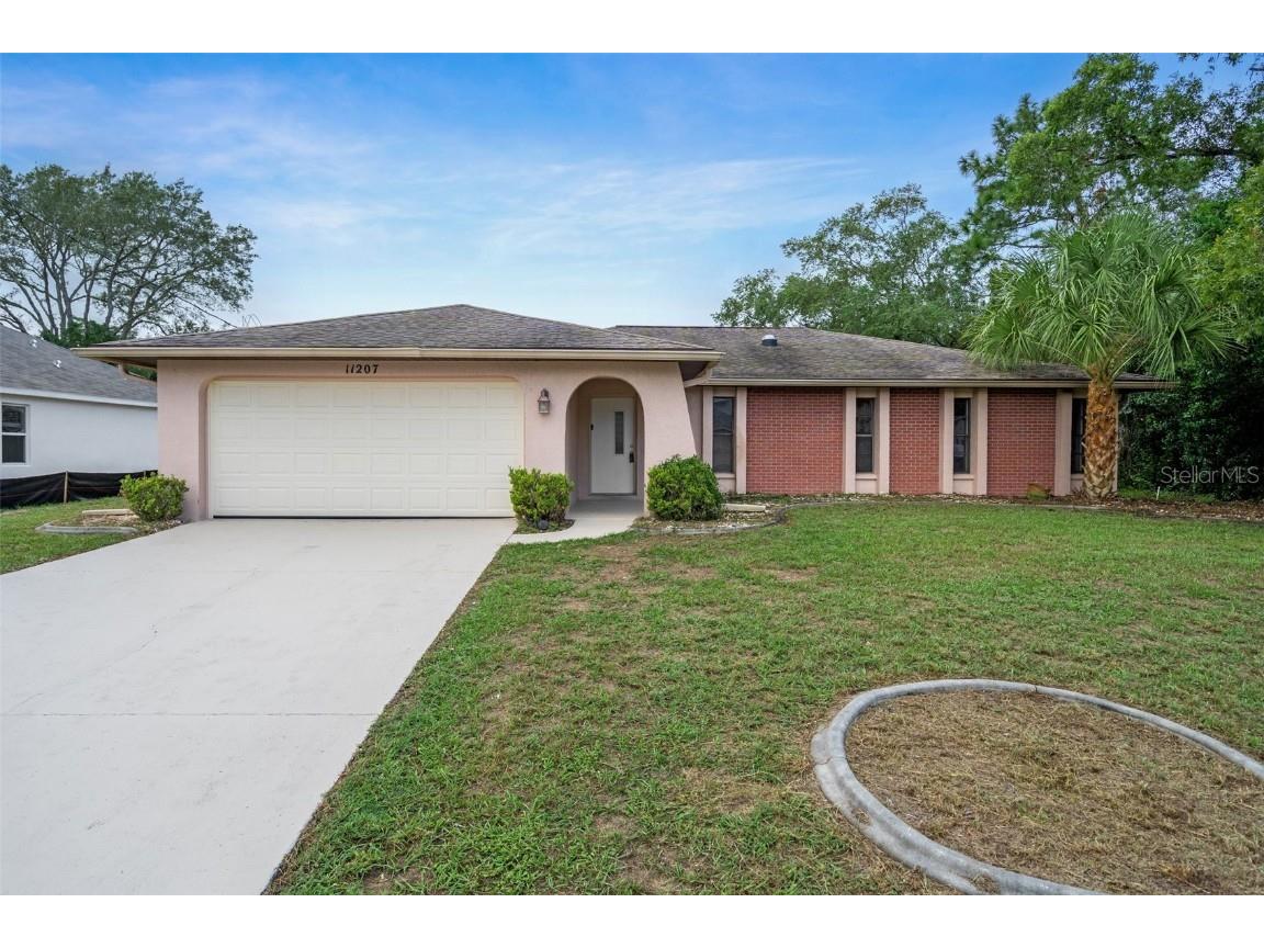 11207 Murraysville Drive Spring Hill FL 34609 W7858840 image1