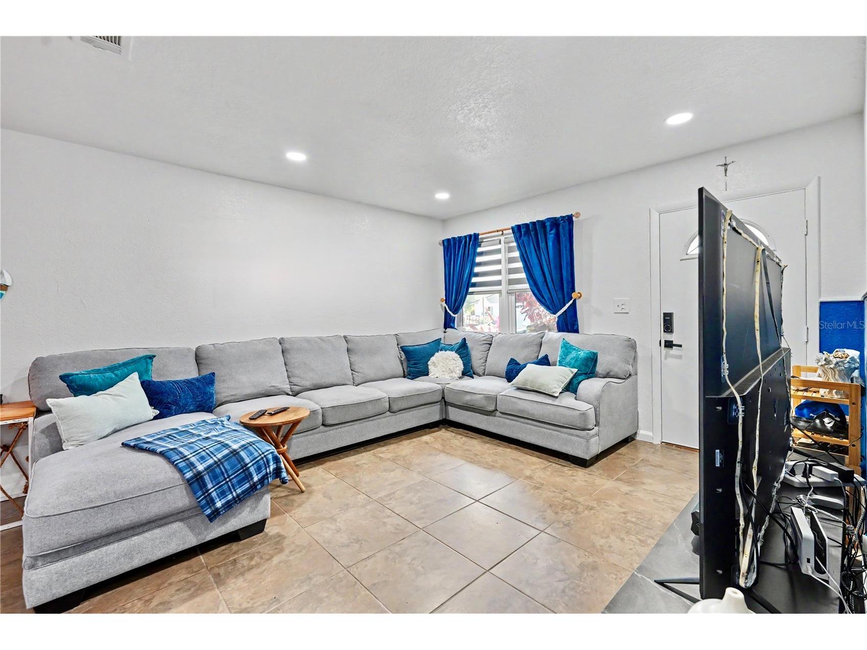 11208 Duncan Street Seminole FL 33772 TB8523448 image19