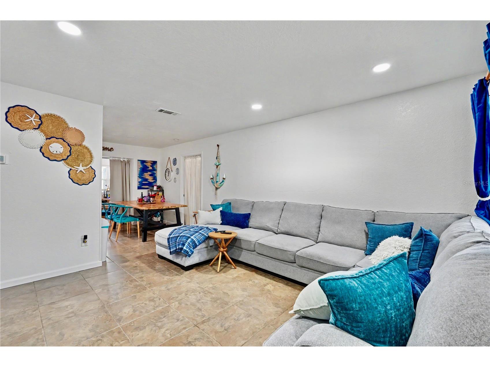 11208 Duncan Street Seminole FL 33772 TB8523448 image20