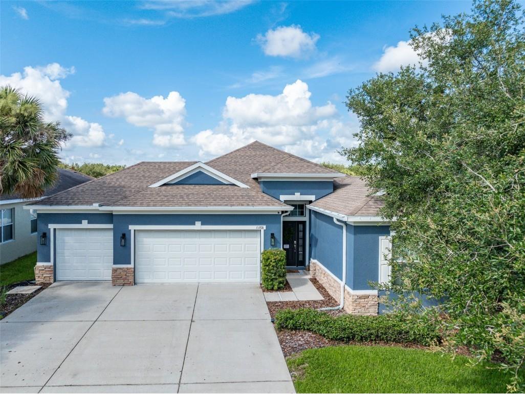 11208 Wembley Landing Dr Lithia FL 33547 T3540072 image1