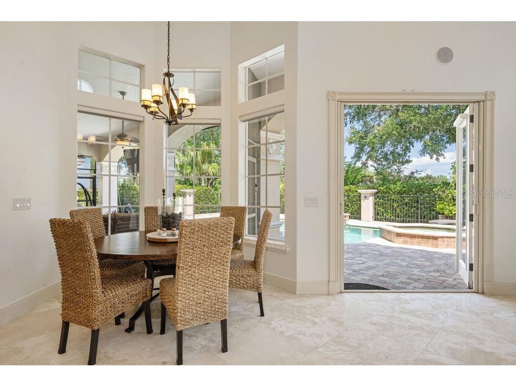 11209 Macaw Court Windermere FL 34786 - LAKE BURDEN O6326947 image5