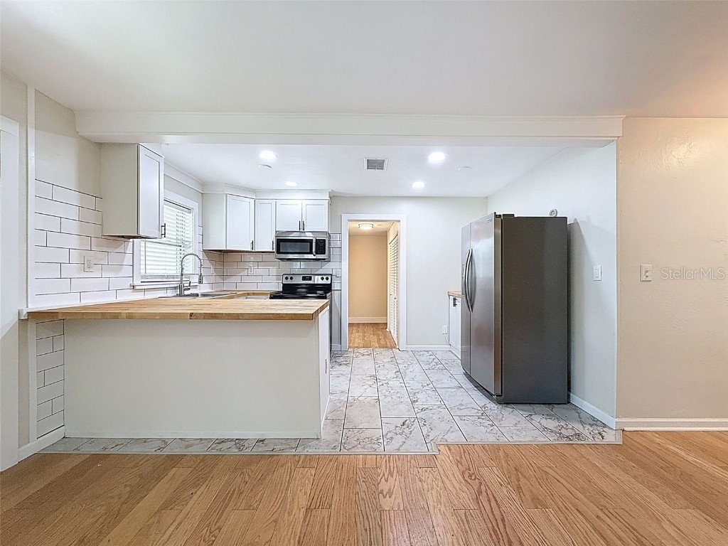 1121 49th Ave N Saint Petersburg FL 33703 O6349258 image9