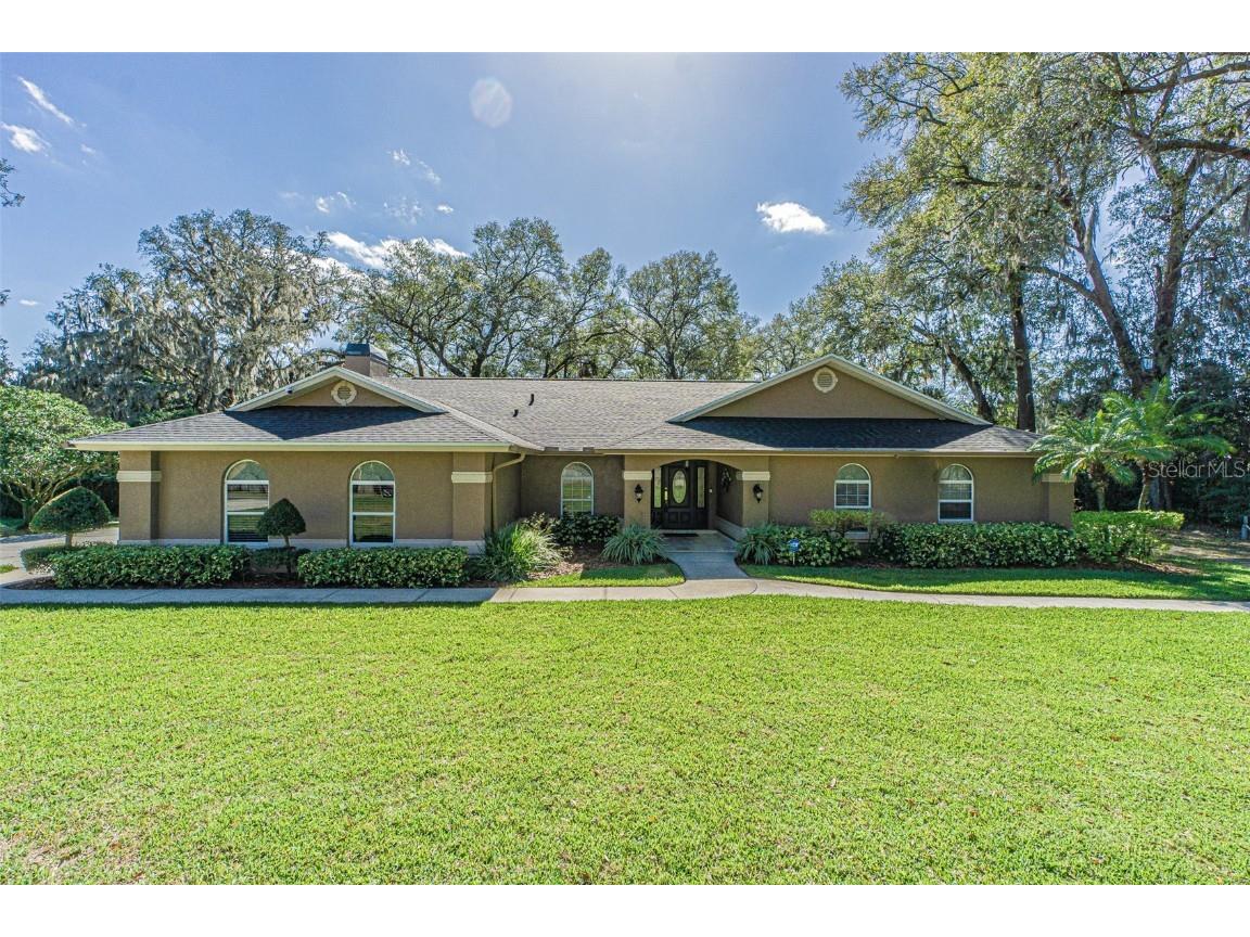 1121 Bates Street Brandon FL 33510 T3428281 image1