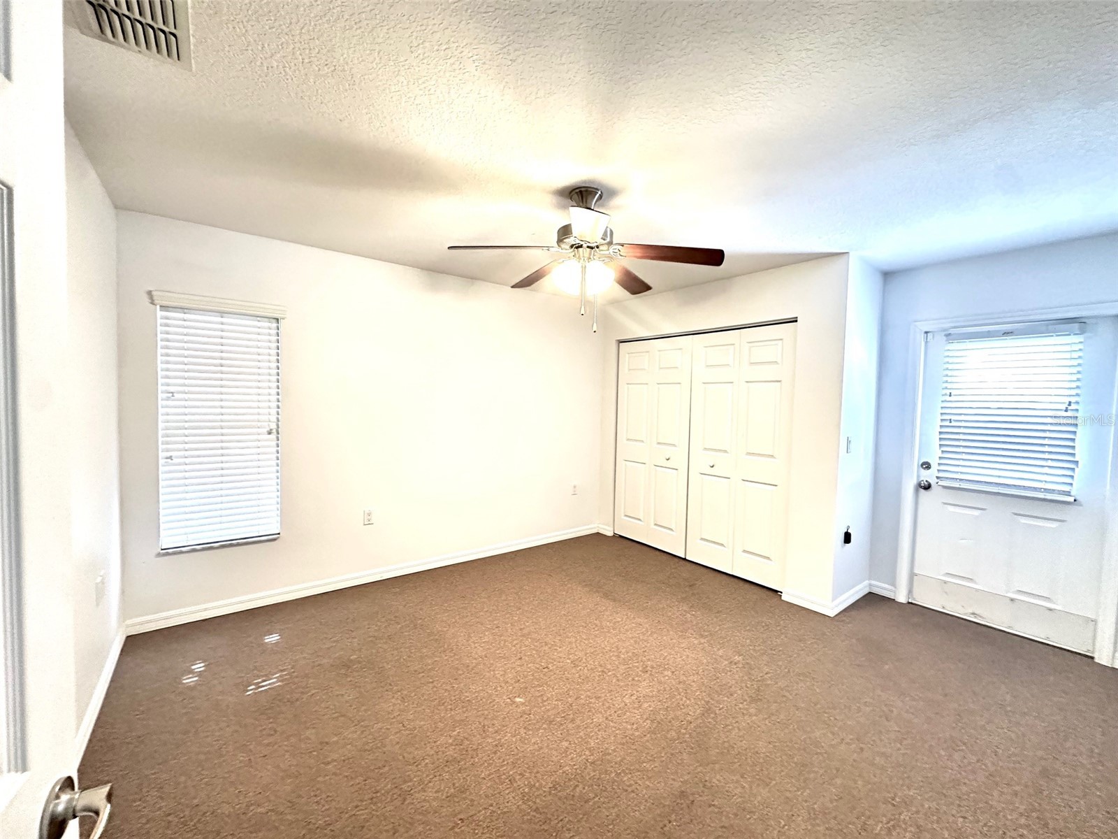 1121 Dr Martin Luther King Jr Street S Saint Petersburg FL 33705 TB8474070 image12