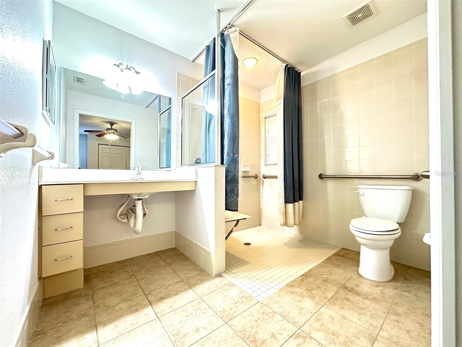 1121 Dr Martin Luther King Jr Street S Saint Petersburg FL 33705 TB8474070 image14