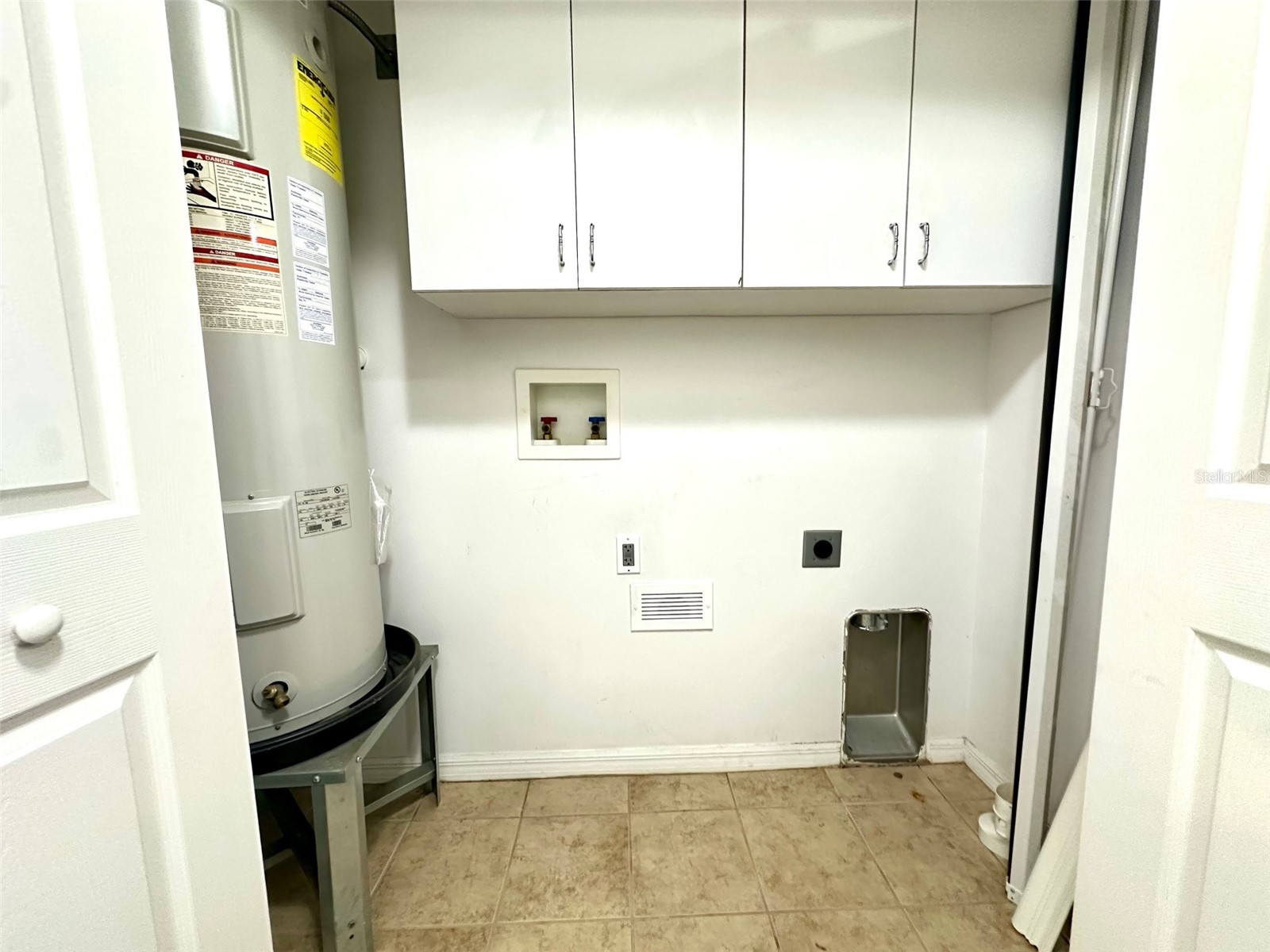 1121 Dr Martin Luther King Jr Street S Saint Petersburg FL 33705 TB8474070 image15