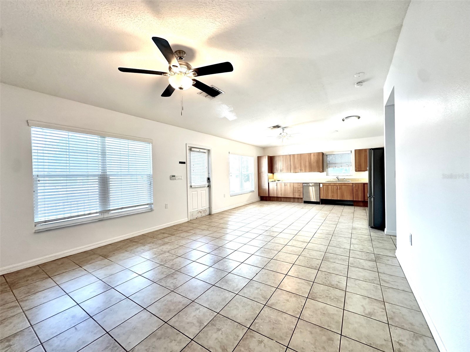 1121 Dr Martin Luther King Jr Street S Saint Petersburg FL 33705 TB8474070 image6