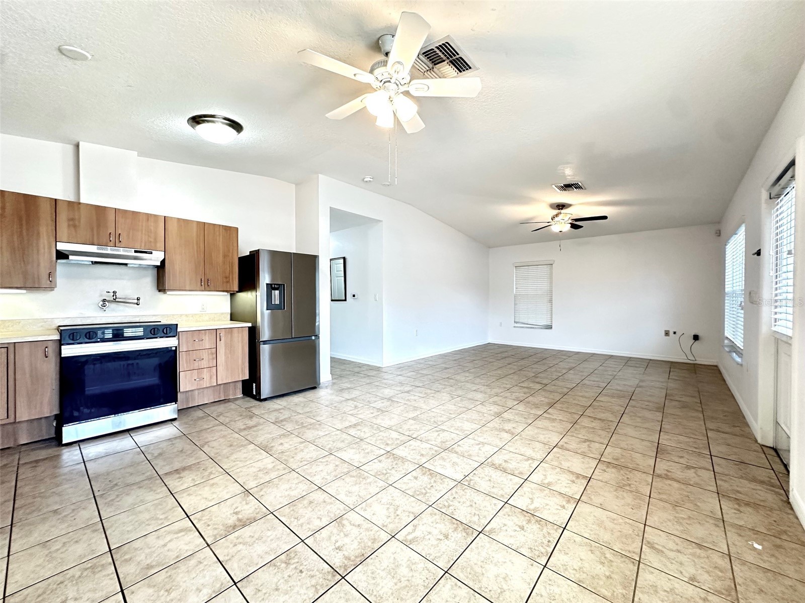 1121 Dr Martin Luther King Jr Street S Saint Petersburg FL 33705 TB8474070 image7