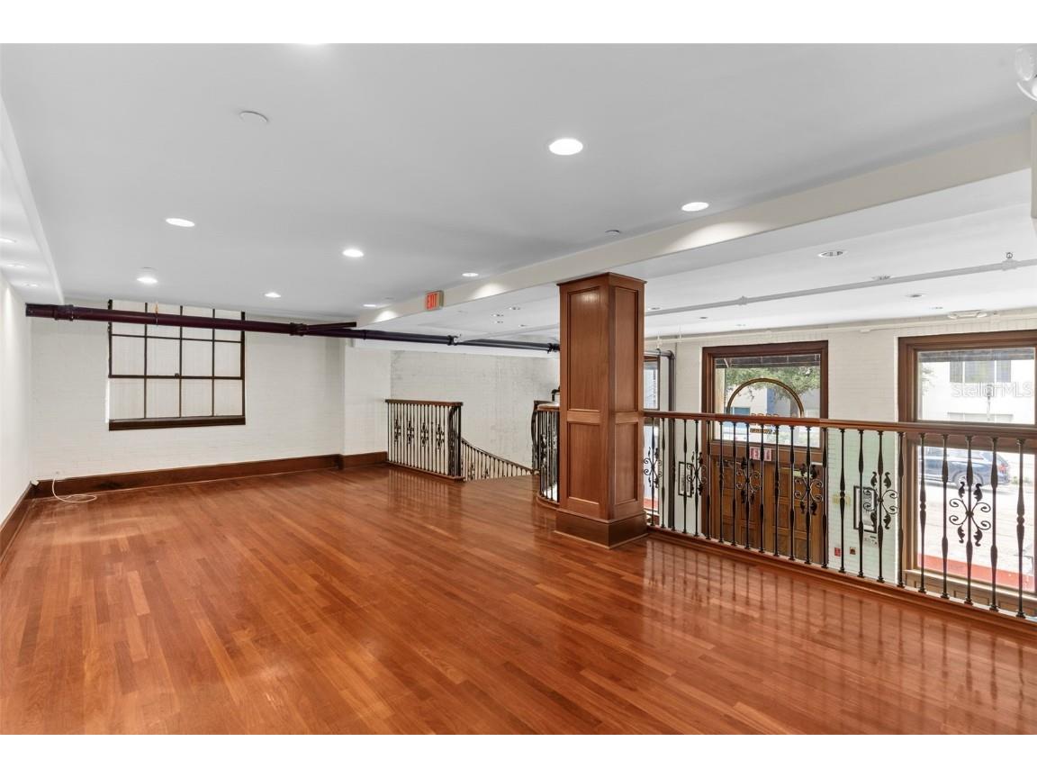 1121 E Twiggs Street Tampa FL 33602 TB8310023 image41