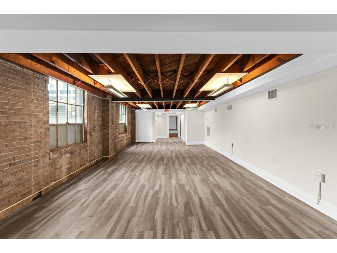 1121 E Twiggs Street Tampa FL 33602 TB8310023 image42