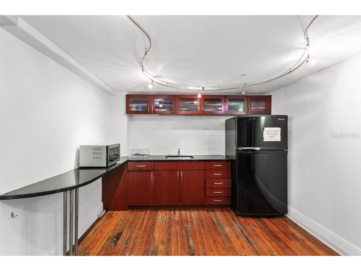 1121 E Twiggs Street Tampa FL 33602 TB8310023 image49