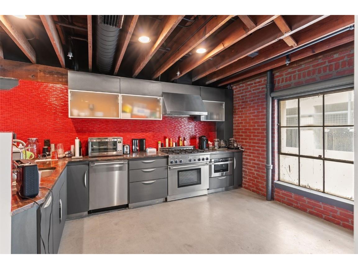 1121 E Twiggs Street Tampa FL 33602 TB8310023 image67