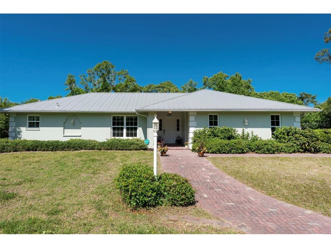 1121 Gladstone Boulevard Englewood FL 34223 D6124916 image1