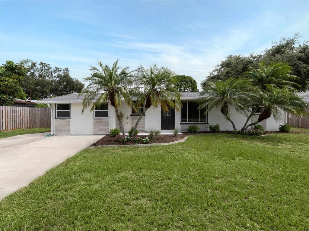 1121 Gulf Coast Boulevard Venice FL 34285 N6133687 image1