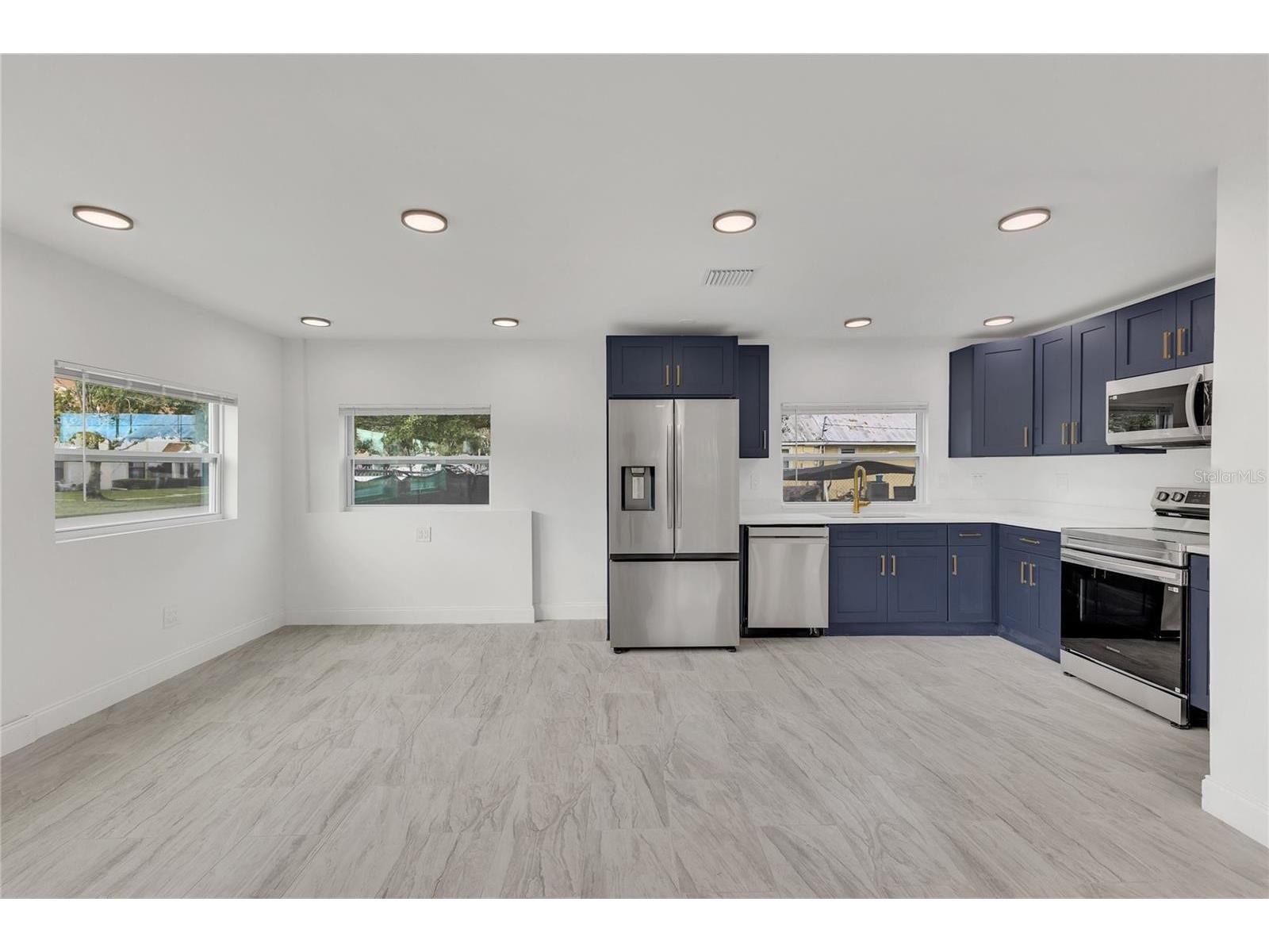 1121 Illinois Avenue Saint Cloud FL 34769 O6391573 image8