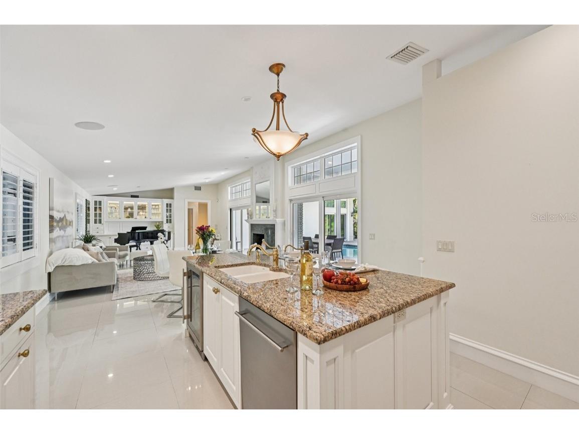 1121 Morningside Place Sarasota FL 34236 A4674983 image22