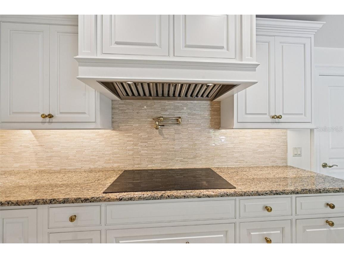 1121 Morningside Place Sarasota FL 34236 A4674983 image23