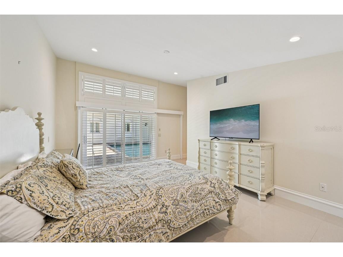 1121 Morningside Place Sarasota FL 34236 A4674983 image25