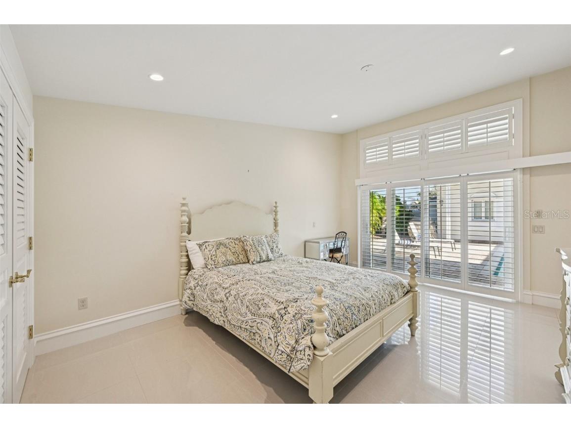 1121 Morningside Place Sarasota FL 34236 A4674983 image27