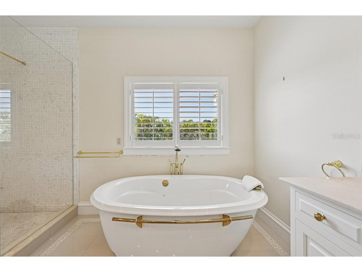 1121 Morningside Place Sarasota FL 34236 A4674983 image57