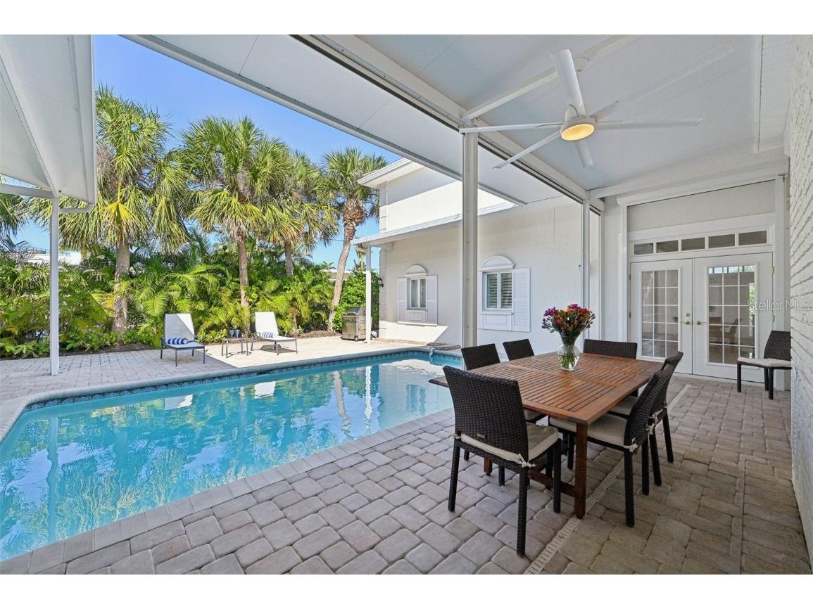 1121 Morningside Place Sarasota FL 34236 A4674983 image6