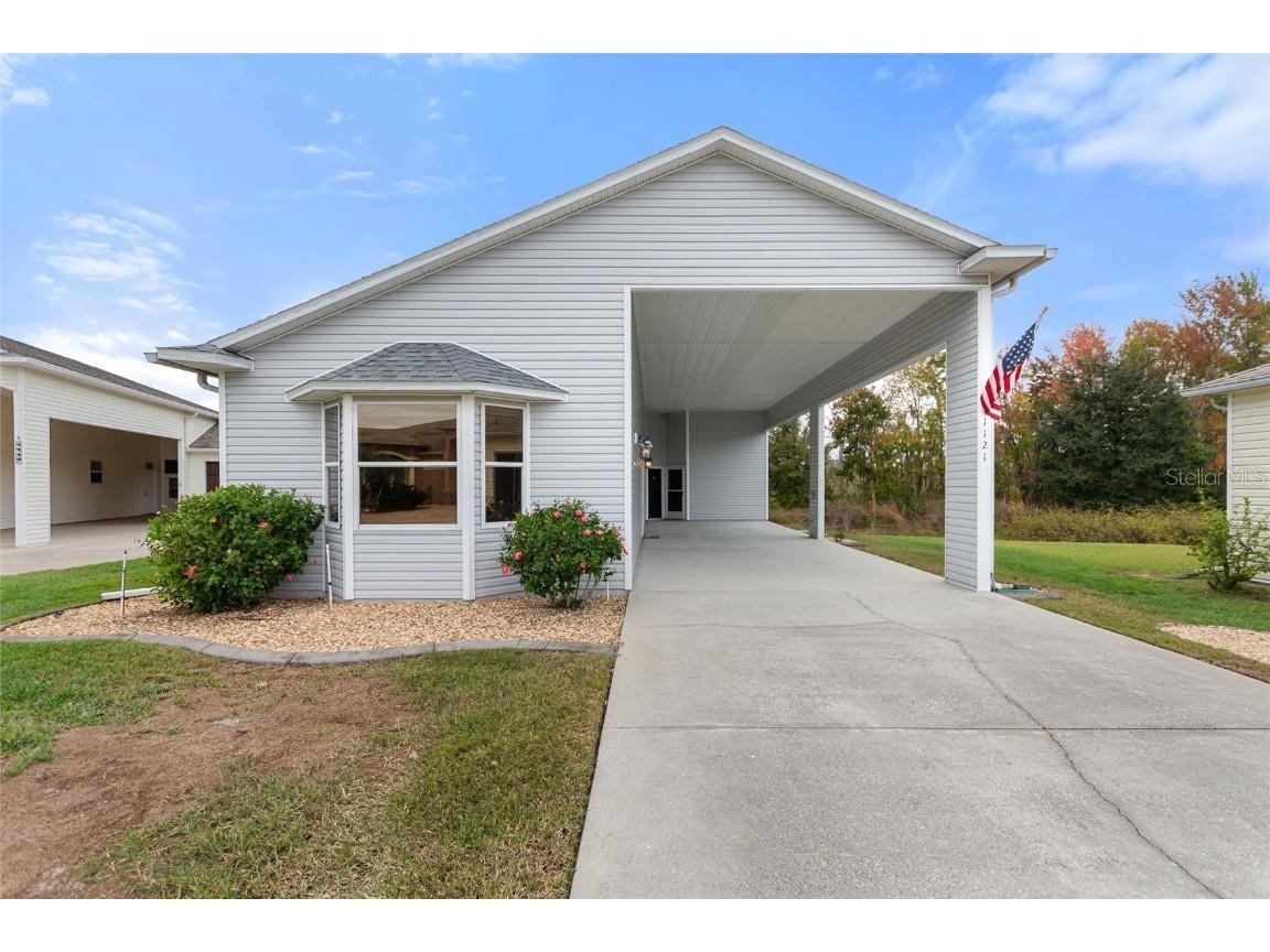 1121 Motorcoach Drive Polk City FL 33868 L4957986 image1