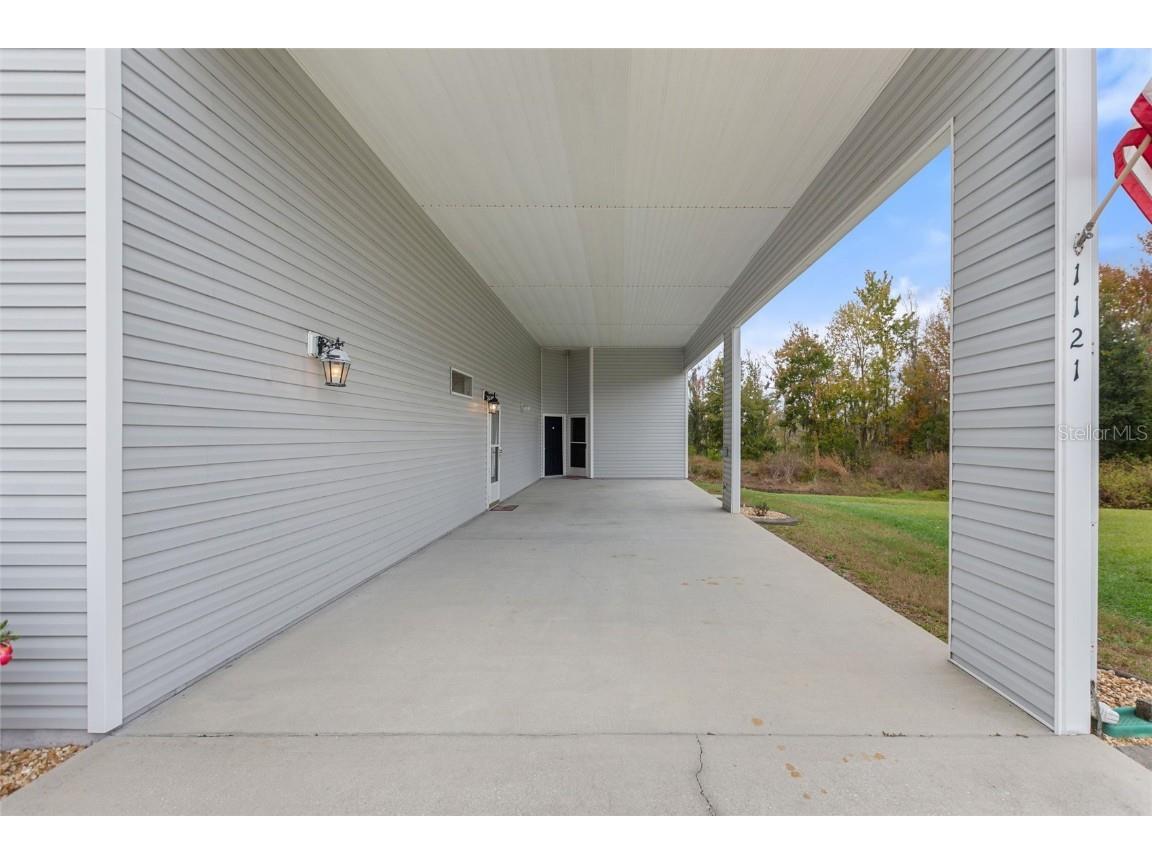 1121 Motorcoach Drive Polk City FL 33868 L4957986 image3