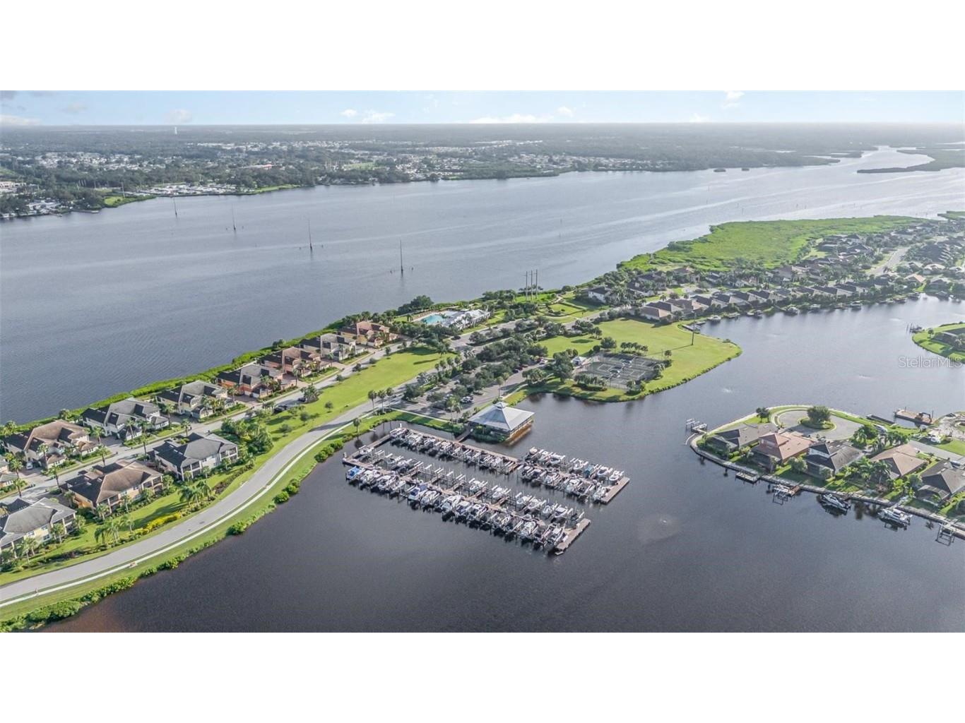 1121 Riverscape Street Bradenton FL 34208 A4664657 image84