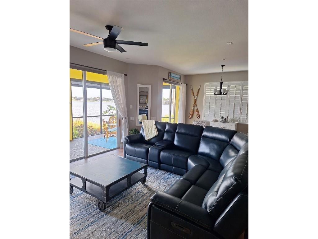 1121 Riverscape Street Bradenton FL 34208 A4664847 image25