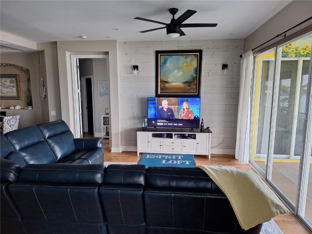 1121 Riverscape Street Bradenton FL 34208 A4664847 image28