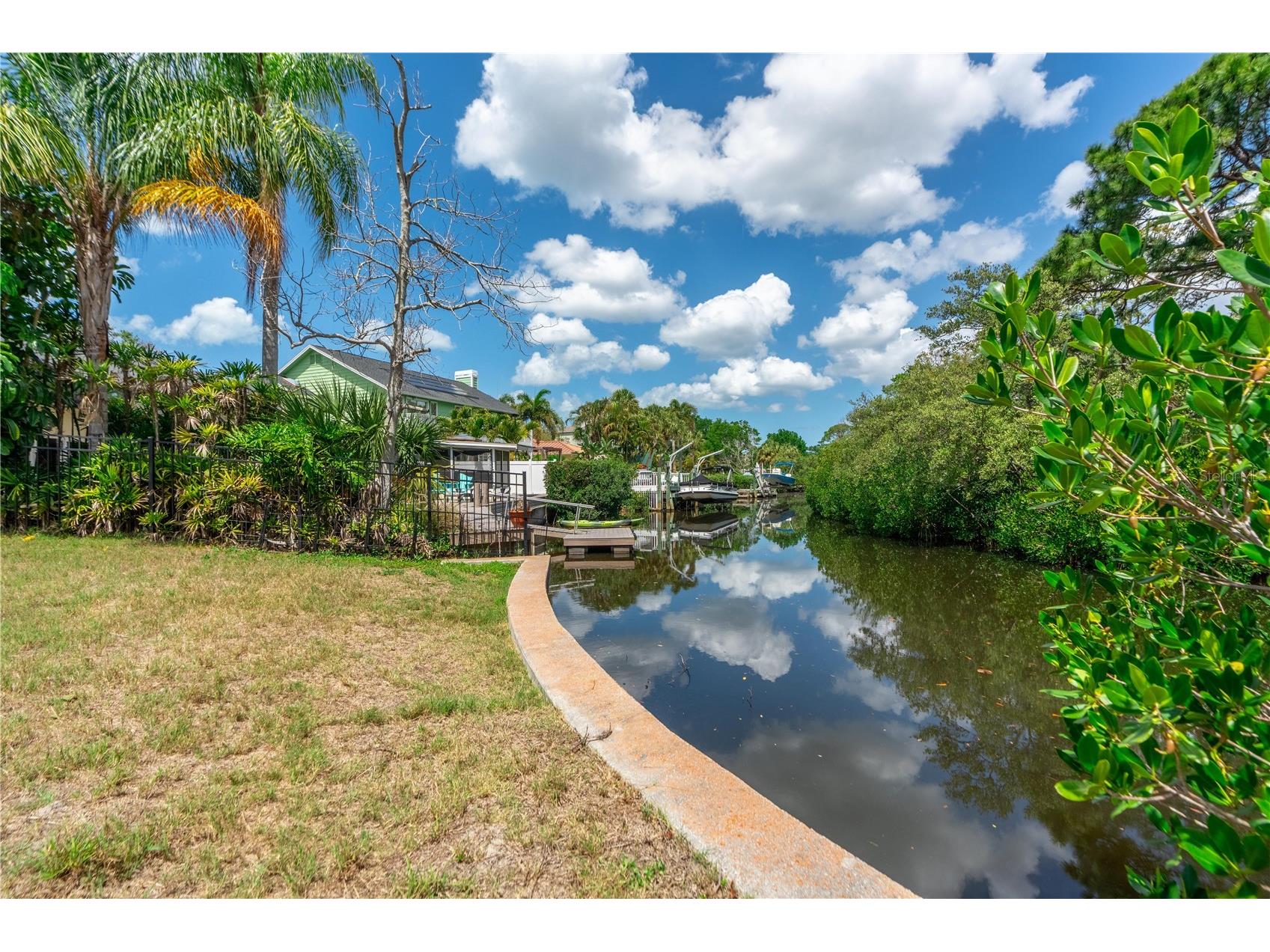 1121 S Florida Avenue Tarpon Springs FL 34689 TB8493125 image10