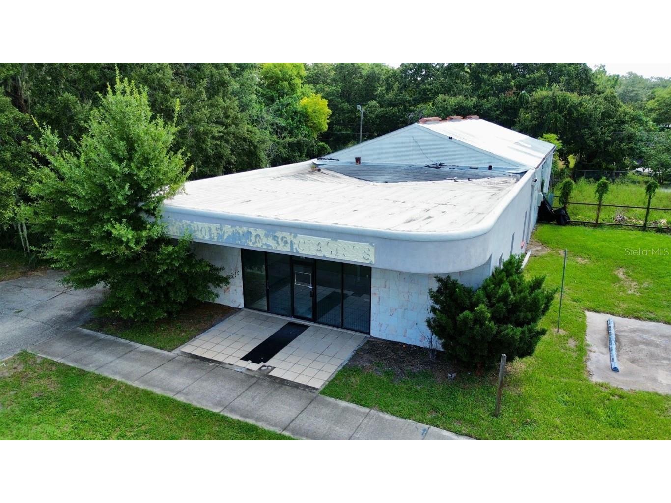 1121 Sanford Avenue Sanford FL 32771 O6231340 image1