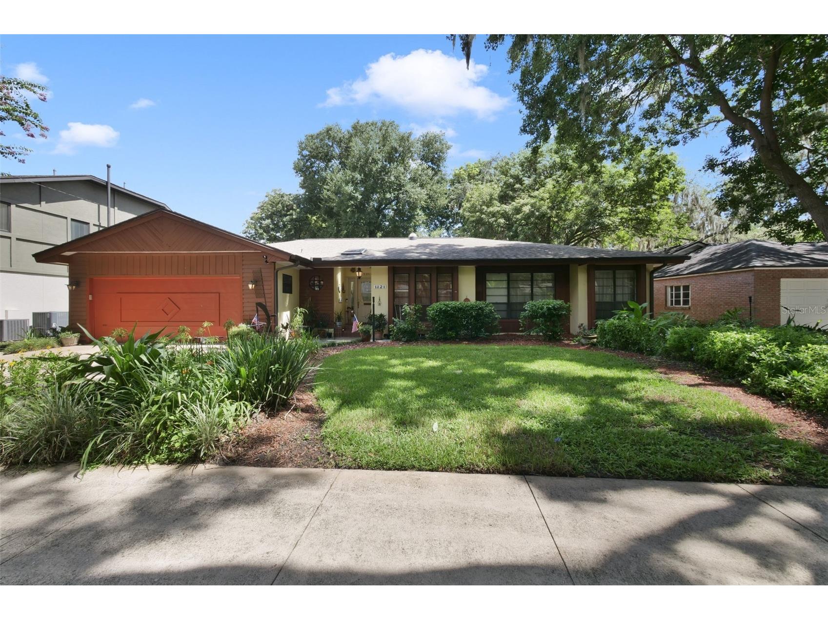 1121 Shorewood Drive Orlando FL 32806 O6423559 image1