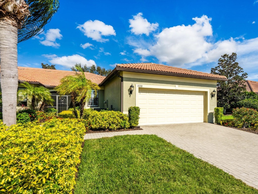11210 Campazzo Drive Venice FL 34292 N6130499 image1