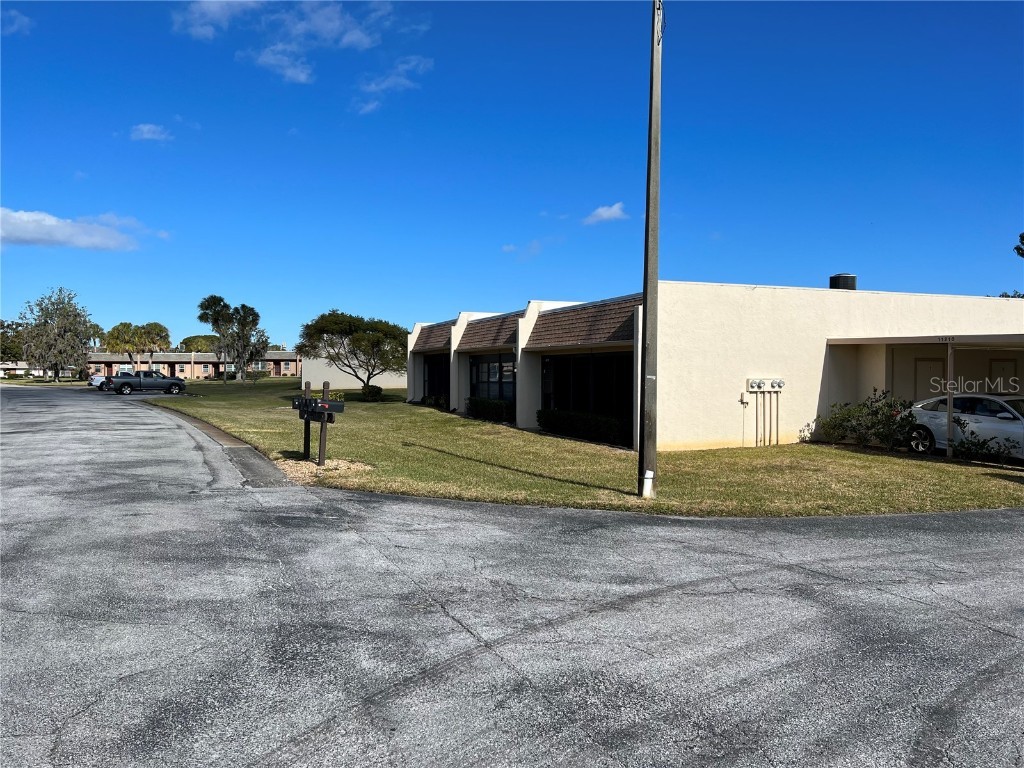 11210 Carriage Hill Drive #2 Port Richey FL 34668 W7841780 image1