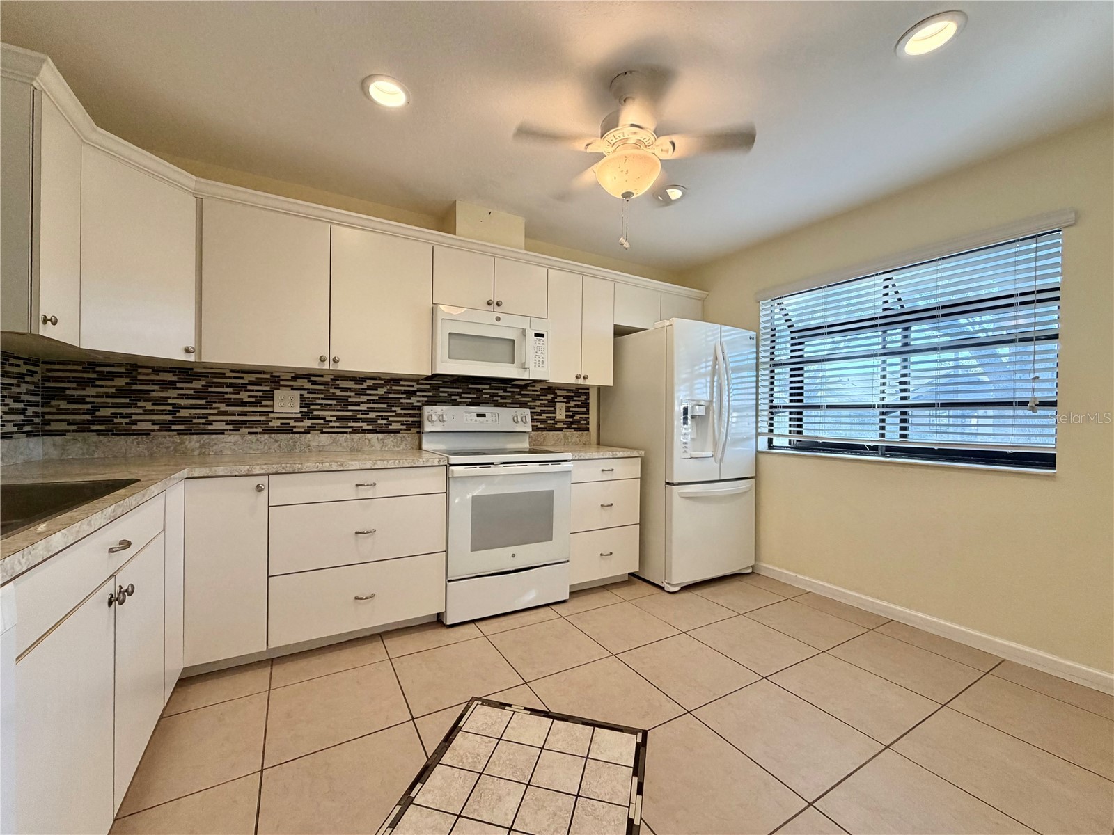 11210 Dollar Lake Drive #2 Port Richey FL 34668 W7883168 image4