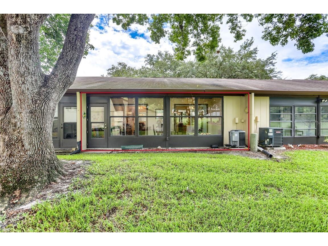11210 Dollar Lake Drive #4 Port Richey FL 34668 U8195179 image1