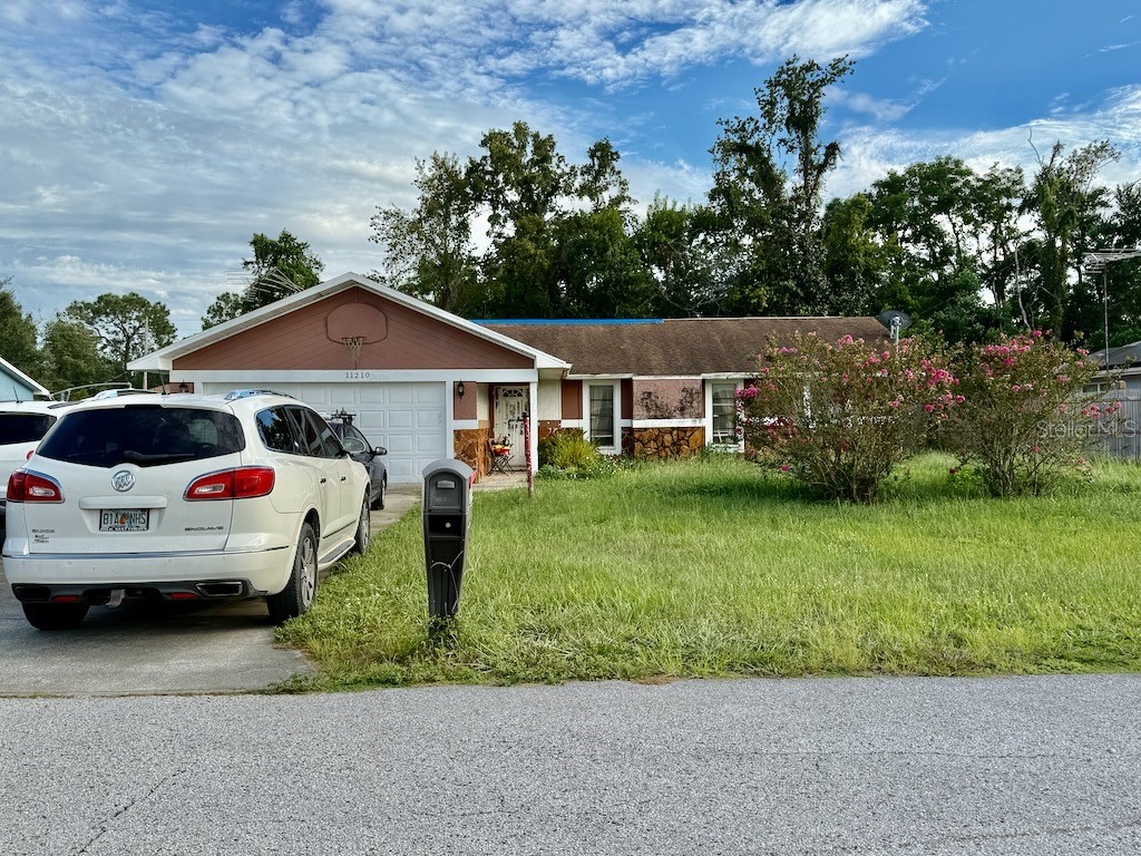 11210 Mercedes Street Spring Hill FL 34609 TB8427429 image1